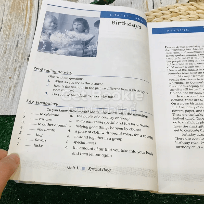 หนังสือเรียนสาระการเรียนรู้เพิ่มเติมภาษาอังกฤษ (อ่าน เขียน) Weaving It Together