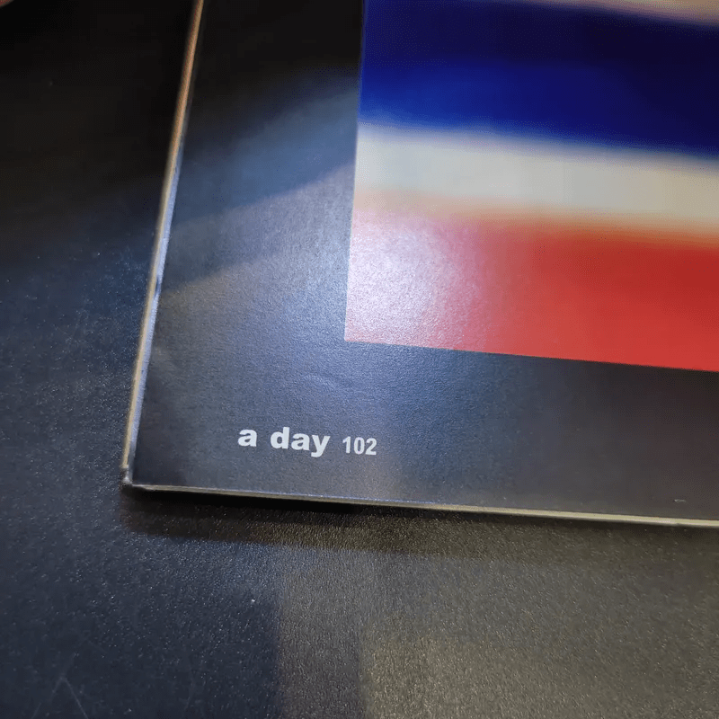 a day ปีที่ 3 ฉบับที่ 28 ธ.ค.2545 ธงชาติไทย