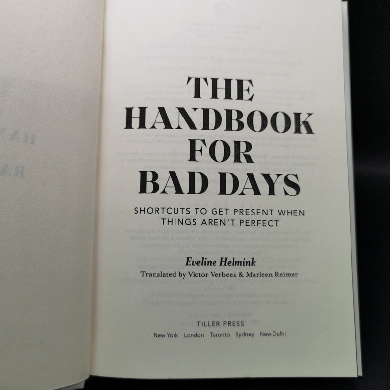 The Handbook for Bad Days - Eveline Helmink