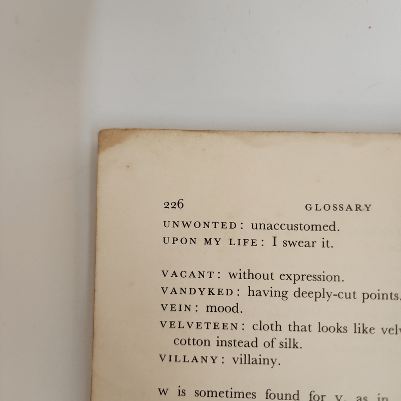 The Old Curiosity Shop - Charles Dickens