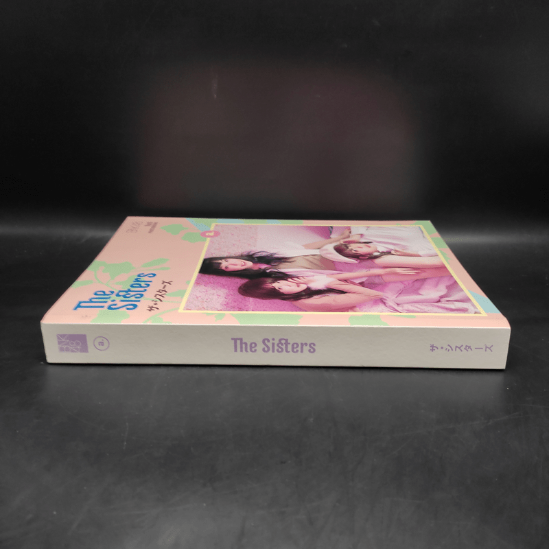 BNK48 1st Photobook "The Sisters" TYPE A