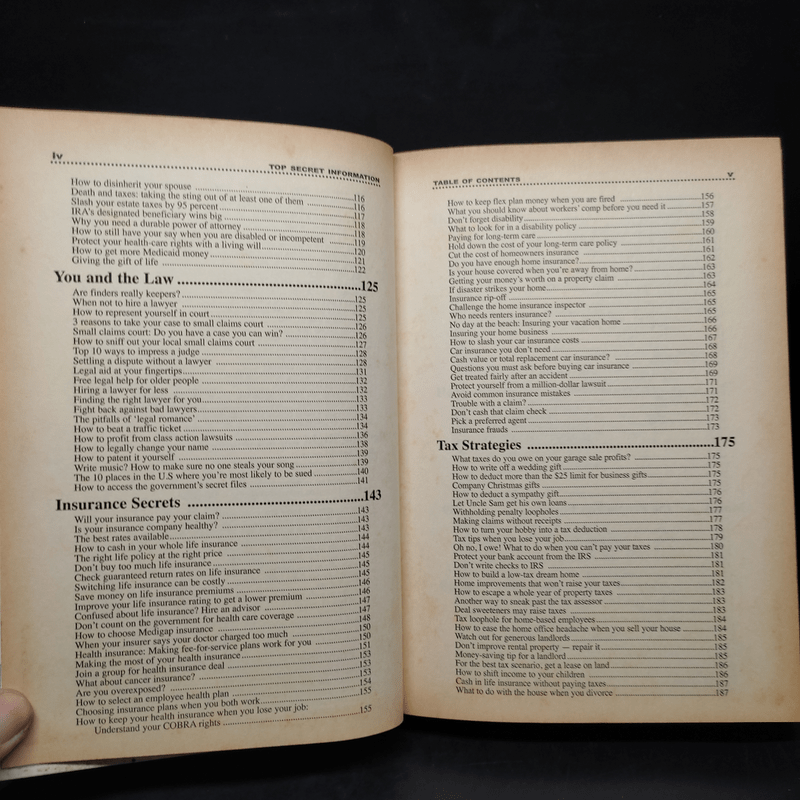 Top Secret Information the Government, Banks, and Retailers - Frank W. Cawood, Associates