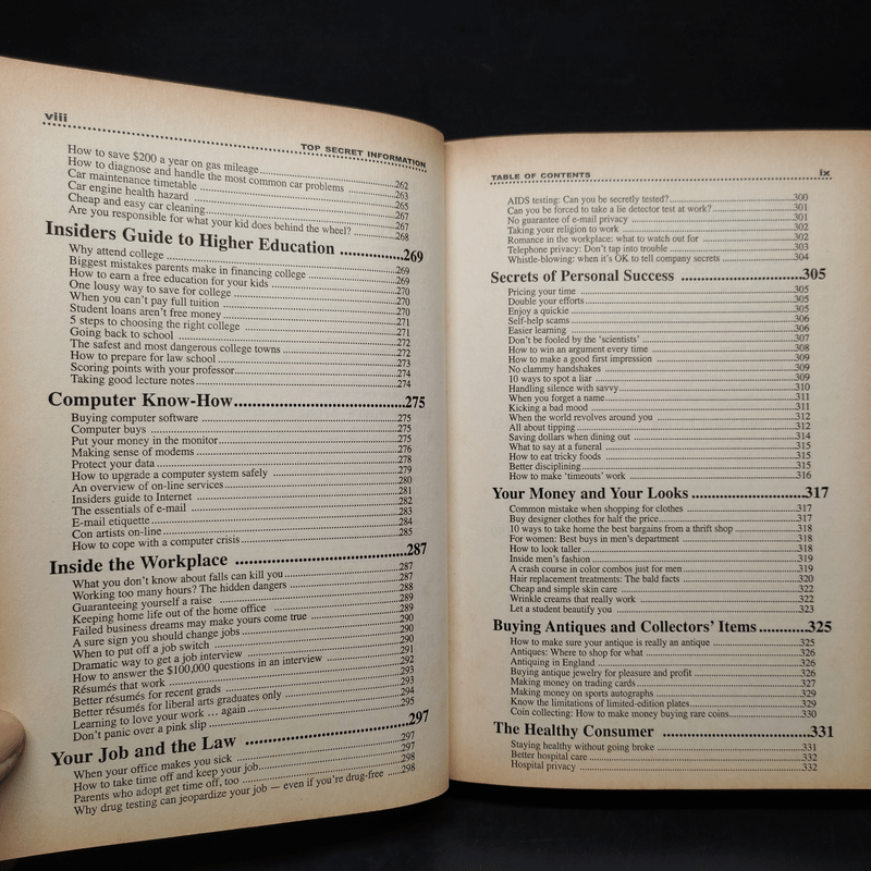 Top Secret Information the Government, Banks, and Retailers - Frank W. Cawood, Associates