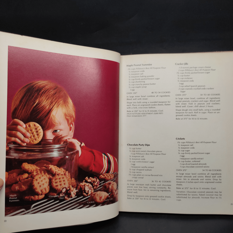 Pillsbury's Bake Off Cookie Book