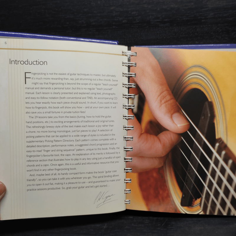 The Fingerpicking Technique Bible for Guitar - Phil Capone