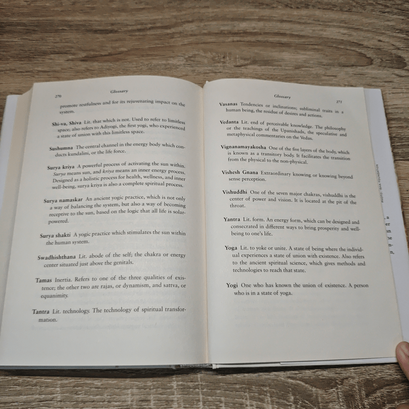 Inner Engineering : A Yogi's Guide to Joy - Sadhguru