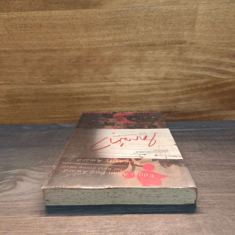 ใครฆ่า The Sculptress - มินเนตต์ วอลเตอร์ส