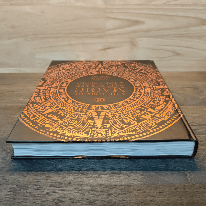 A History of Magic, Witchcraft and the Occult - Suzannah, Lipscomb