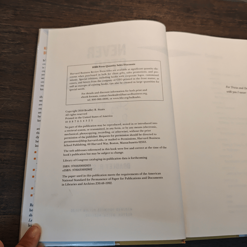 Never Stop Learning: Stay Relevant, Reinvent Yourself, and Thrive - Bradley R. Staats