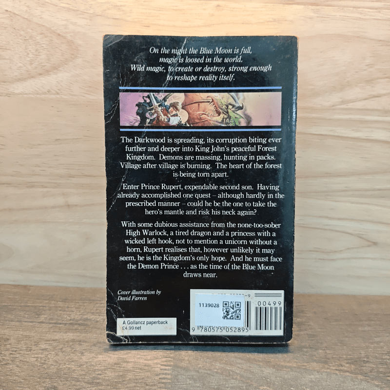 Blue Moon Rising - Simon Green