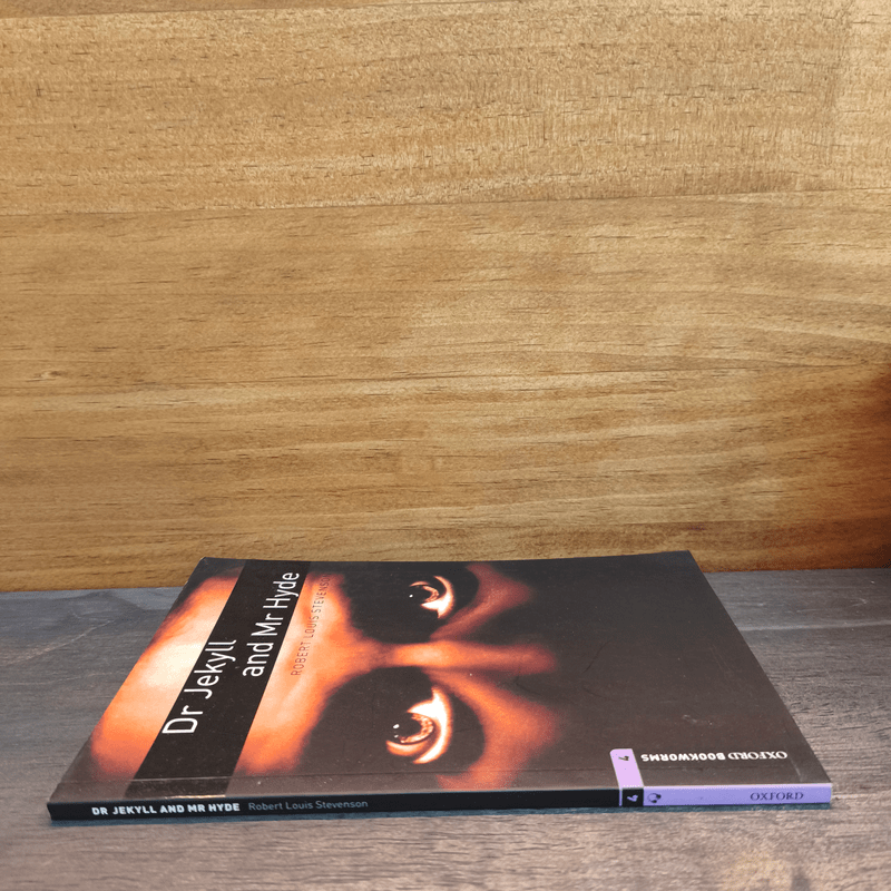Dr Jekyll and Mr Hyde by Robert Louis Stevenson - Oxford Bookworms Stage 4