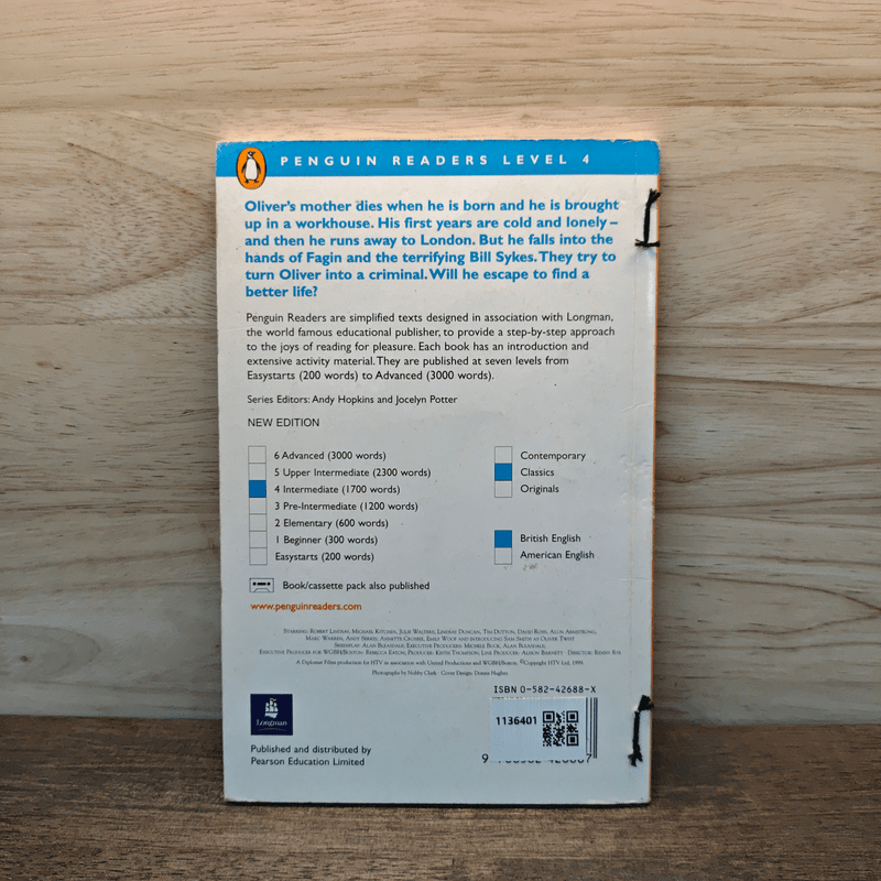 Oliver Twist - Charles Dickens