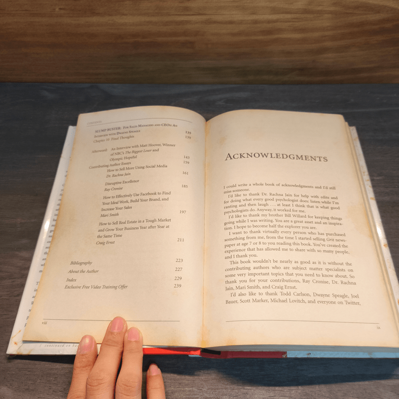 How to Sell When Nobody's Buying: And How to Sell Even More When They Are - Dave Lakhani