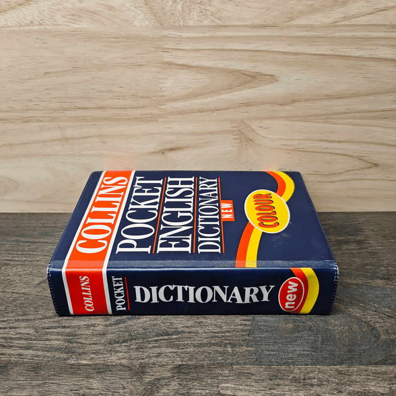 Collins Pocket English Dictionary in Colour