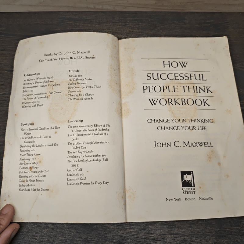 How Successful People Think - John C. Maxwell