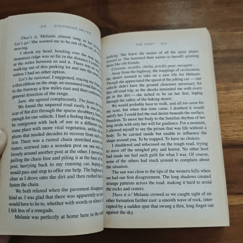 The Host - Stephenie Meyer