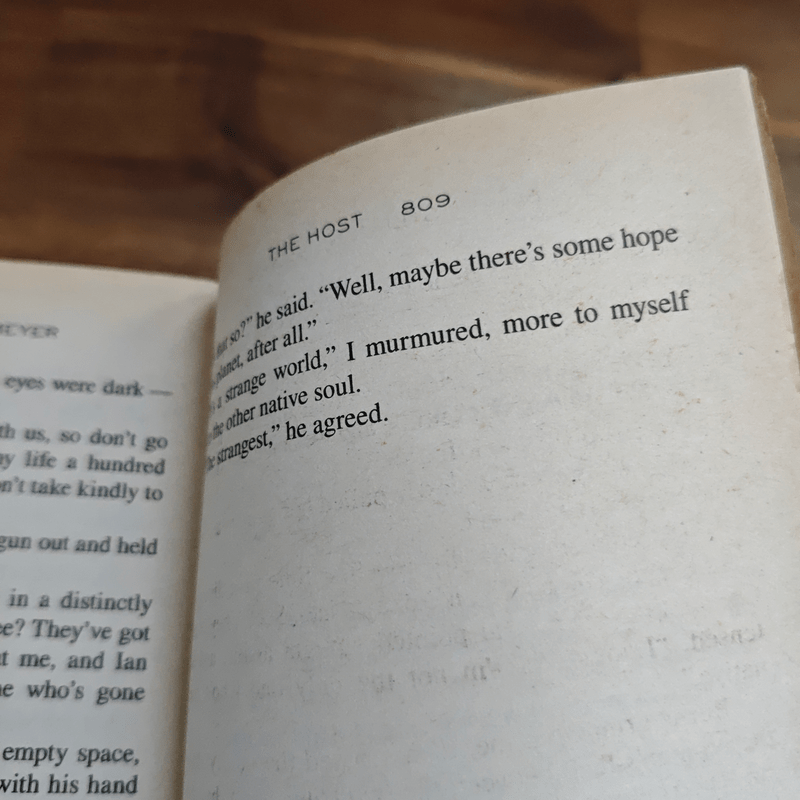 The Host - Stephenie Meyer