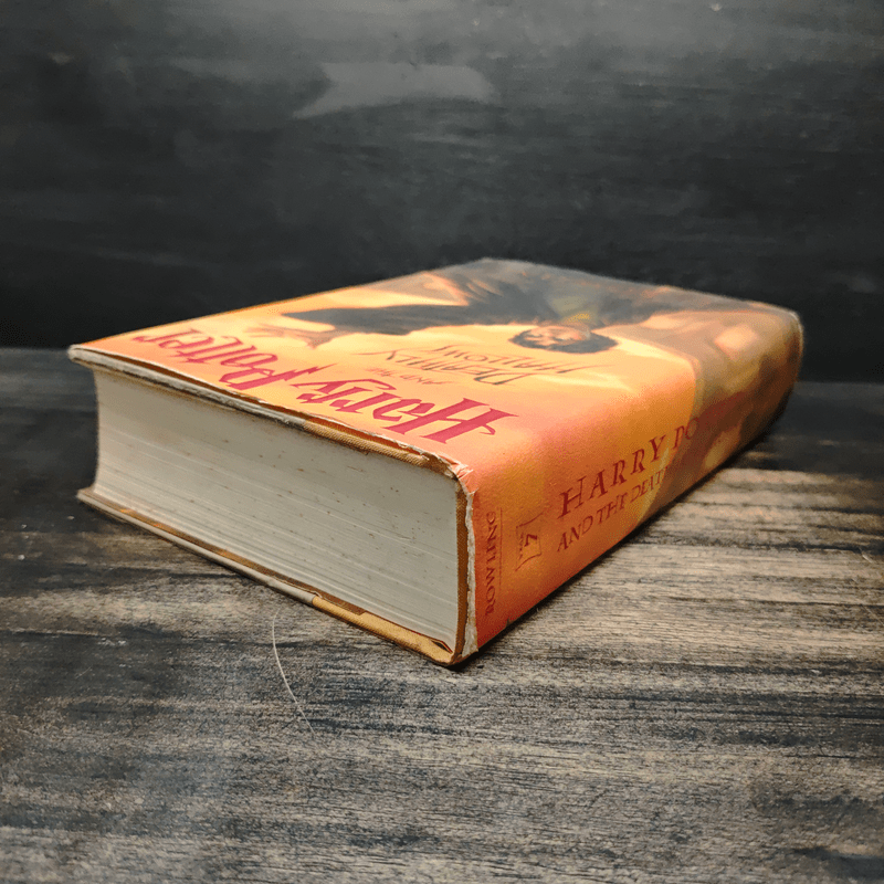 Harry Potter and the Deathly Hallows - J.K.Rowling