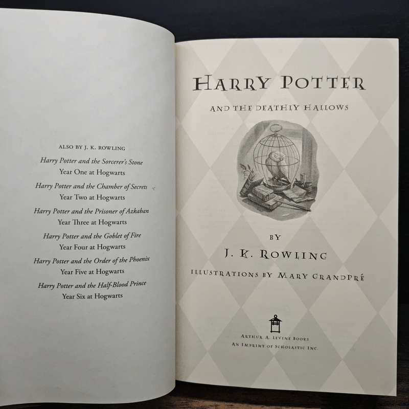 Harry Potter and the Deathly Hallows - J.K.Rowling
